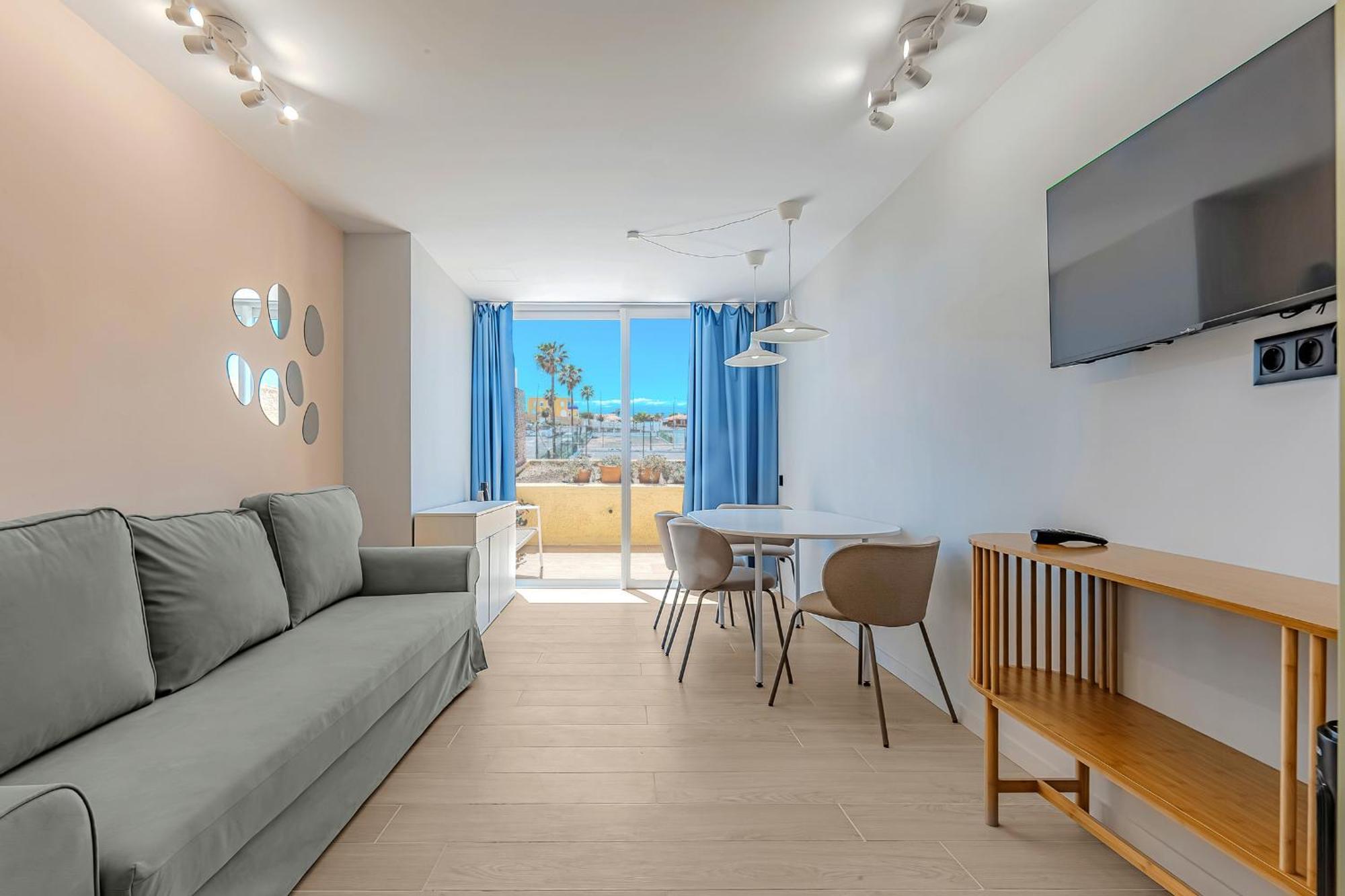Newly Renovated Studio 2 Min From Playa La Arena Puerto de Santiago  Buitenkant foto