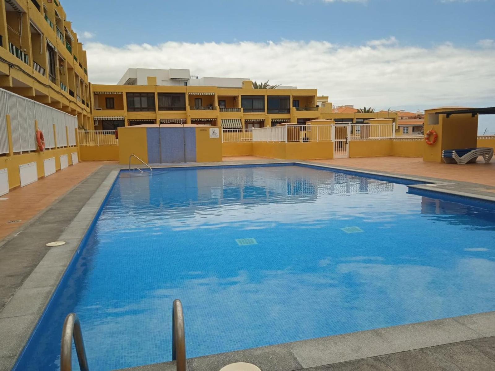 Newly Renovated Studio 2 Min From Playa La Arena Puerto de Santiago  Buitenkant foto